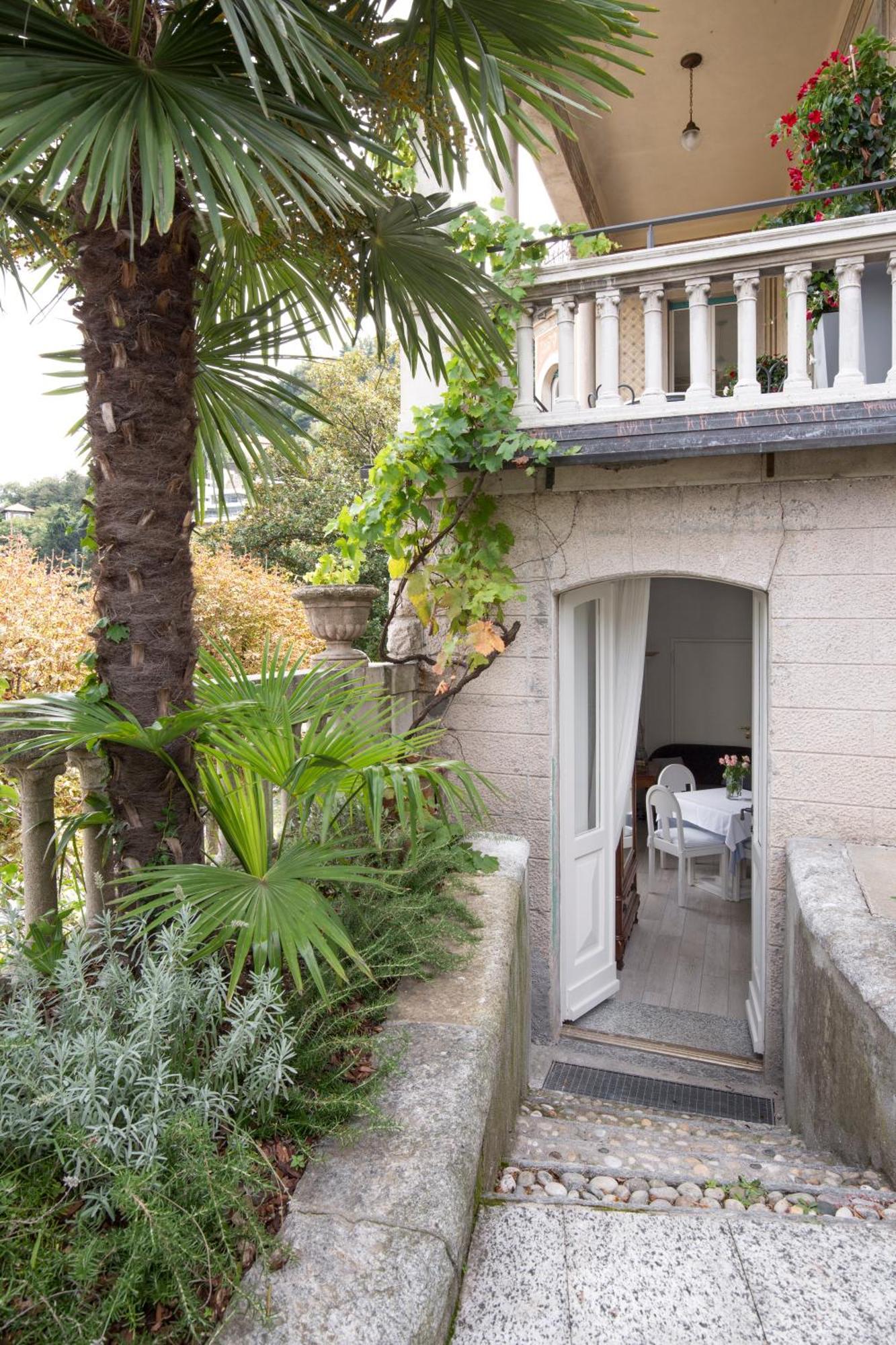 Villa Maria Boutique Apartments Cannobio Exteriör bild